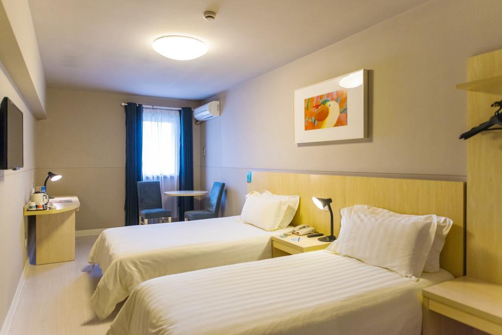 Jinjiang Inn - Shanghai Everbright Convention & Exhibition Center Екстериор снимка