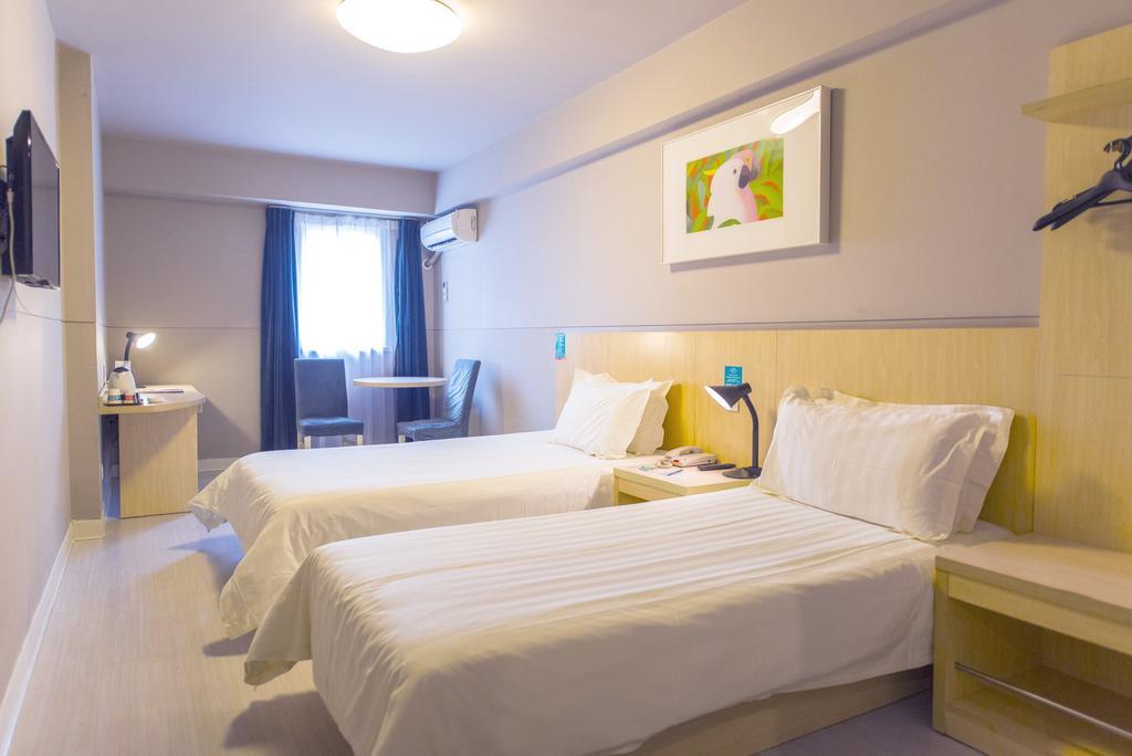 Jinjiang Inn - Shanghai Everbright Convention & Exhibition Center Екстериор снимка