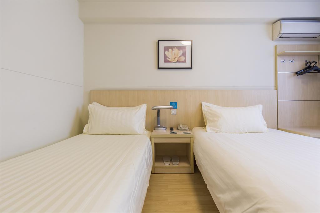 Jinjiang Inn - Shanghai Everbright Convention & Exhibition Center Екстериор снимка