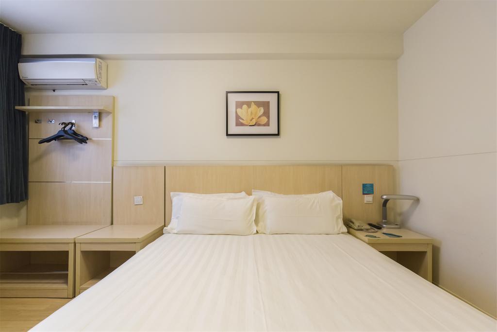 Jinjiang Inn - Shanghai Everbright Convention & Exhibition Center Екстериор снимка